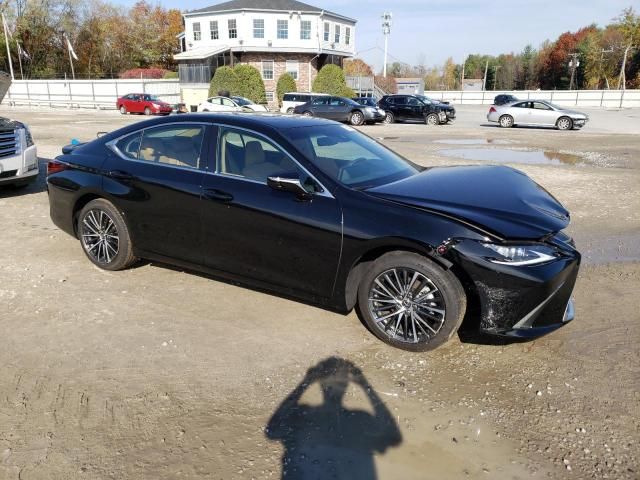 2024 Lexus ES 300H Base