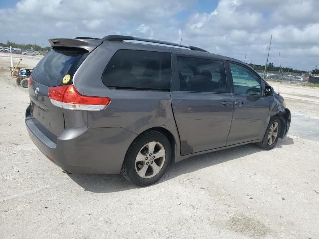 2012 Toyota Sienna LE