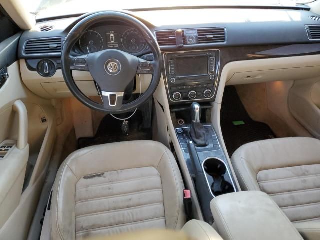 2014 Volkswagen Passat SEL