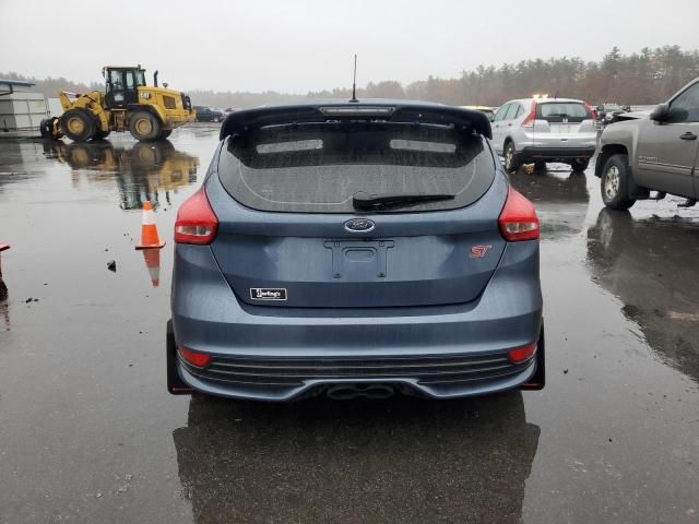 2018 Ford Focus ST