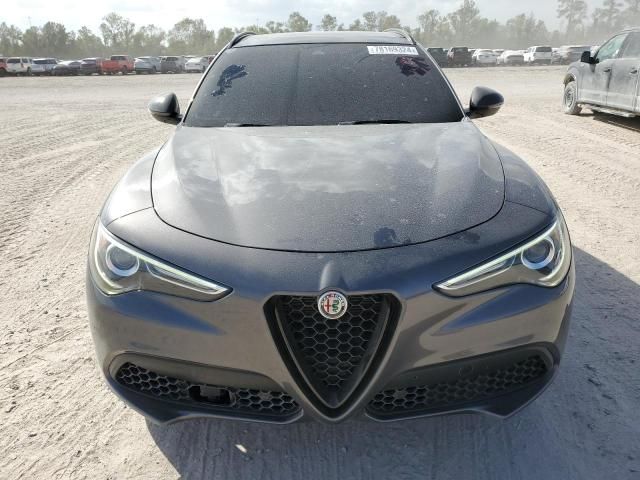 2021 Alfa Romeo Stelvio Sport