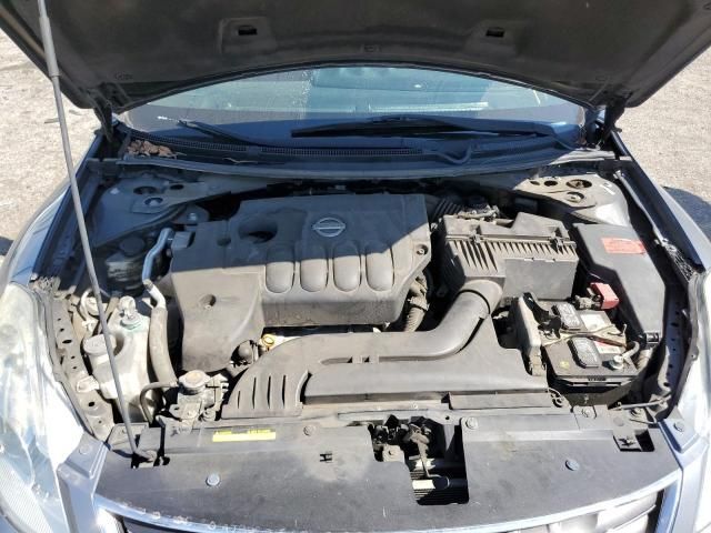 2010 Nissan Altima Base