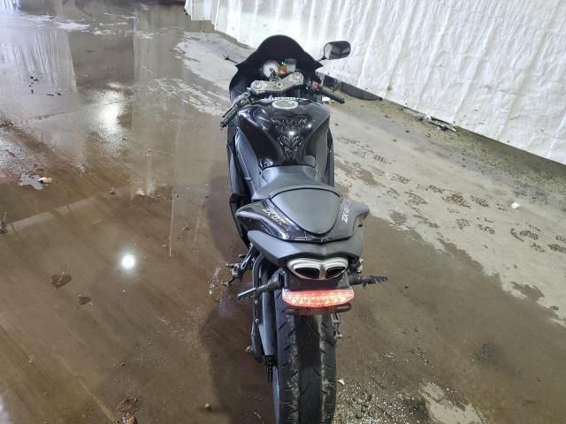 2007 Kawasaki ZX600 P