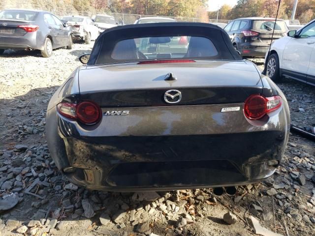 2016 Mazda MX-5 Miata Grand Touring