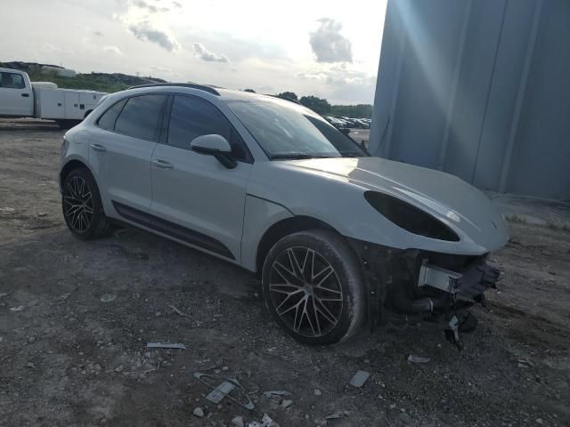 2022 Porsche Macan