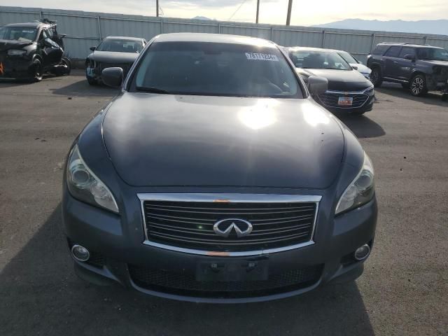 2011 Infiniti M56