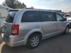 2010 Chrysler Town & Country Touring