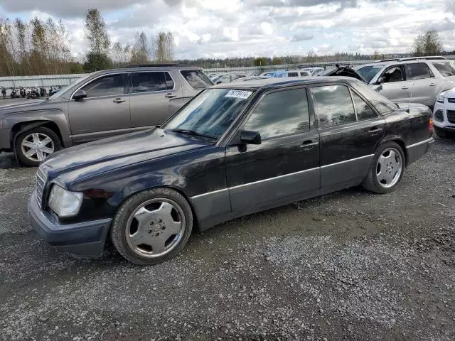 1992 Mercedes-Benz 300 E