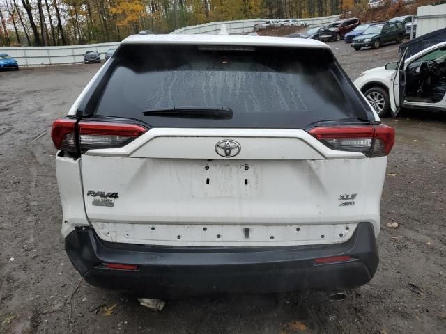 2020 Toyota Rav4 XLE