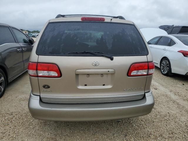 2002 Toyota Sienna LE