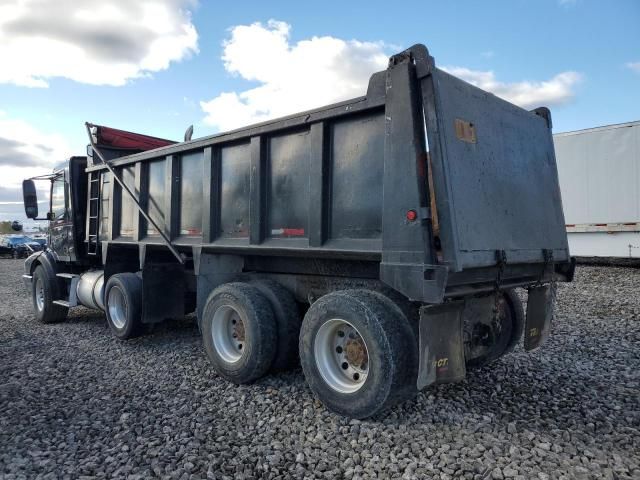 2009 Volvo VHD