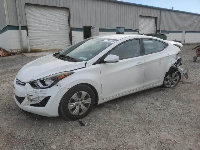 2016 Hyundai Elantra SE