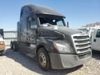 2021 Freightliner Cascadia 126