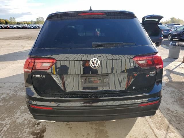 2018 Volkswagen Tiguan SE