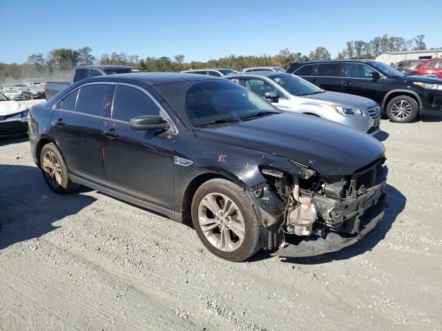 2018 Ford Taurus SE