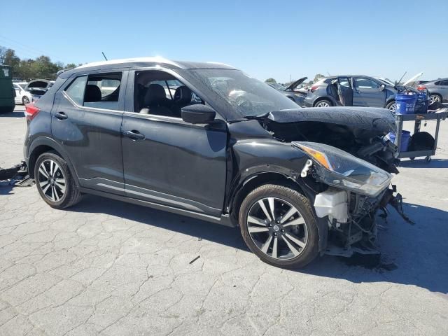 2020 Nissan Kicks SR