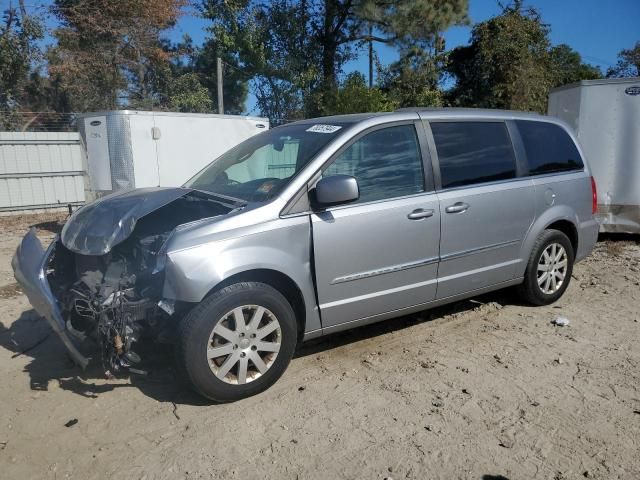 2013 Chrysler Town & Country Touring