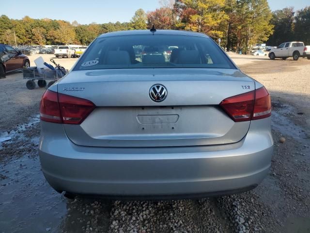 2015 Volkswagen Passat S