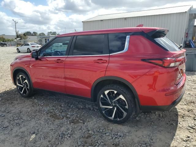 2022 Mitsubishi Outlander ES