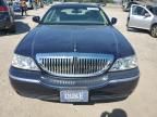 2004 Lincoln Town Car Executive