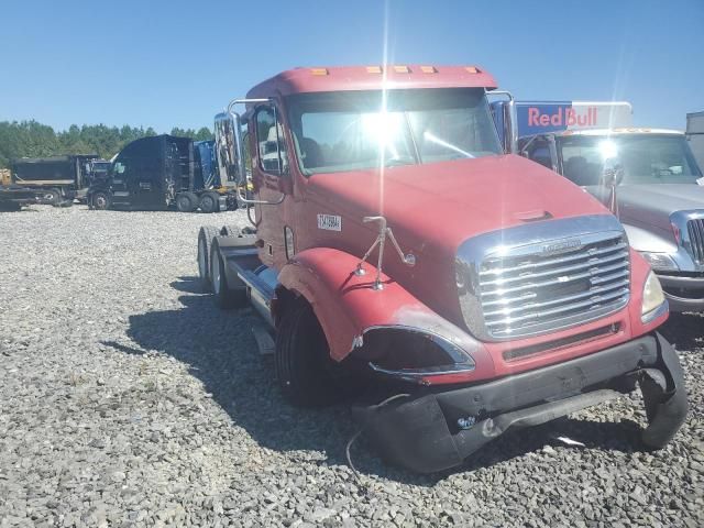 2010 Freightliner Conventional Columbia