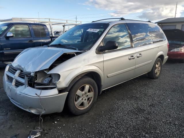 2005 Dodge Grand Caravan SXT