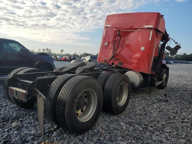 2013 Kenworth Construction T800