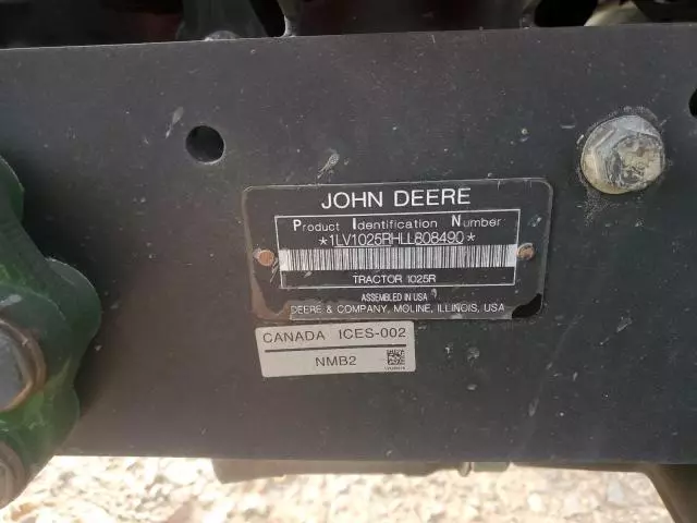 2020 John Deere 1025R