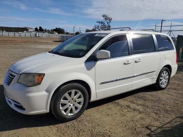 2013 Chrysler Town & Country Touring