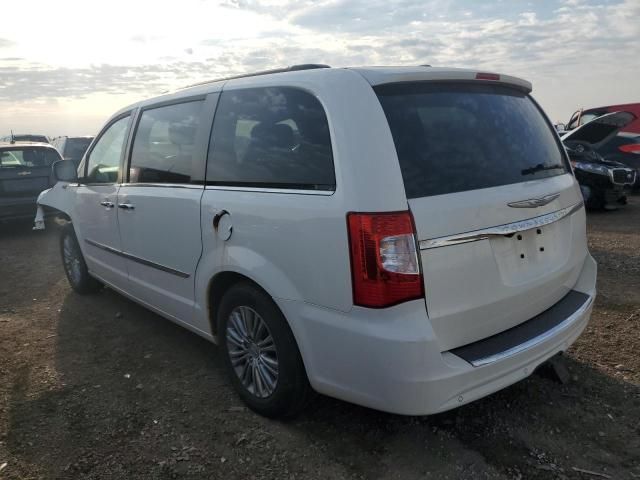 2013 Chrysler Town & Country Touring L