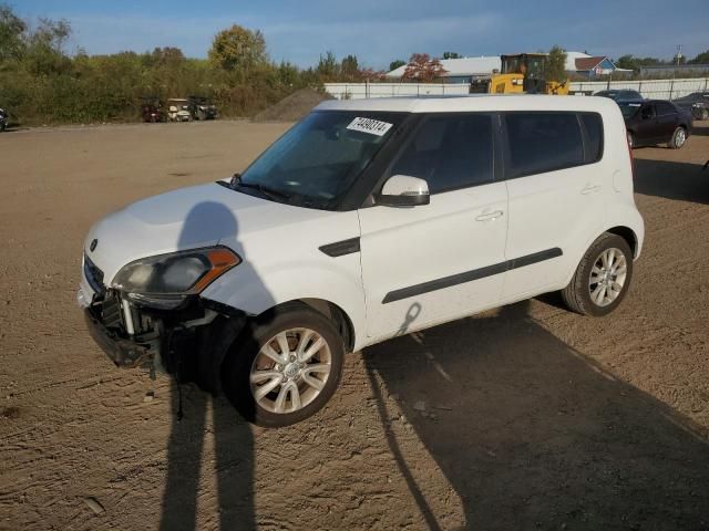 2013 KIA Soul +