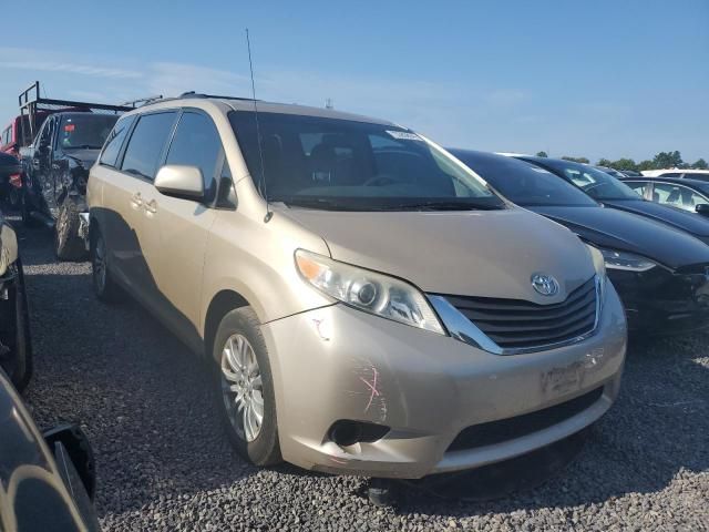 2011 Toyota Sienna XLE