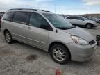 2004 Toyota Sienna LE