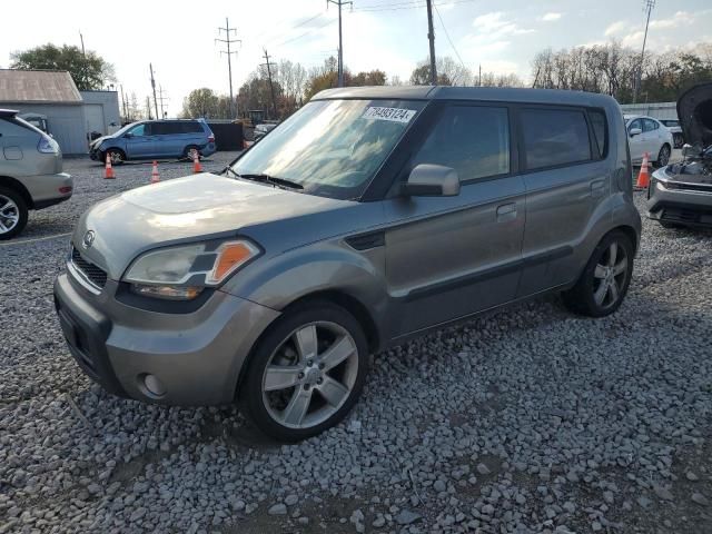 2010 KIA Soul +