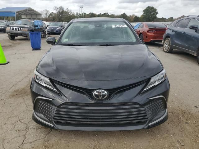 2022 Toyota Camry LE