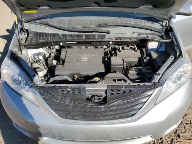 2012 Toyota Sienna LE