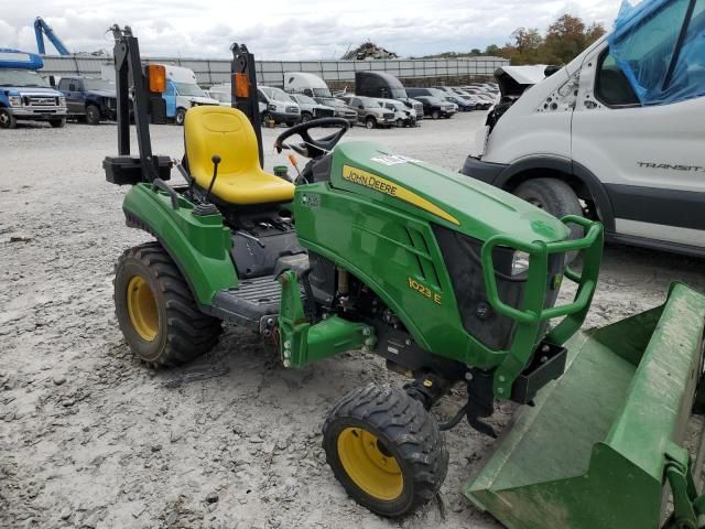 2019 John Deere 1023E