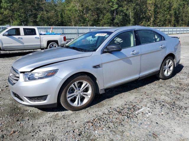 2015 Ford Taurus SE