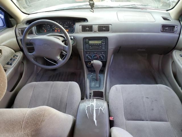 2000 Toyota Camry CE