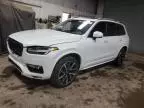 2019 Volvo XC90 T6 Momentum