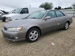 Salvage cars for sale from Copart Arcadia, FL: 2000 Lexus ES 300