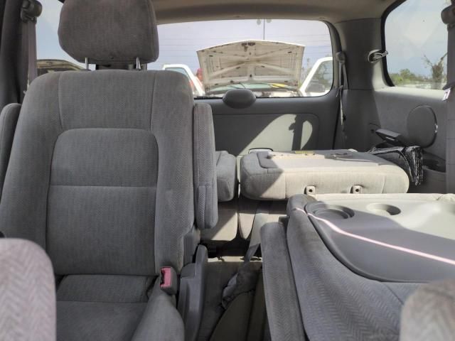 2004 KIA Sedona EX