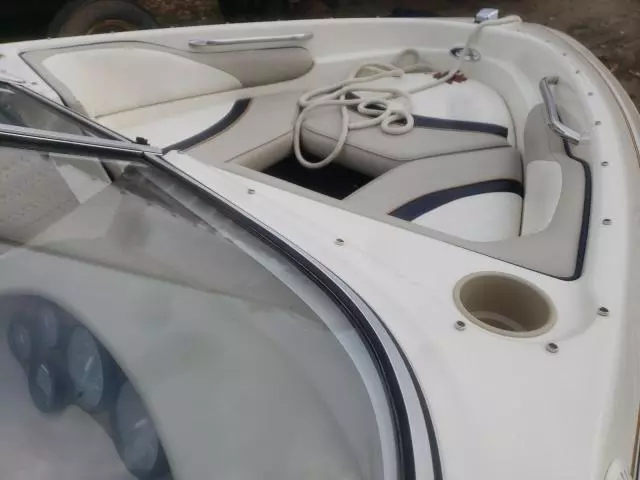 1996 Bayliner 20FT Boat