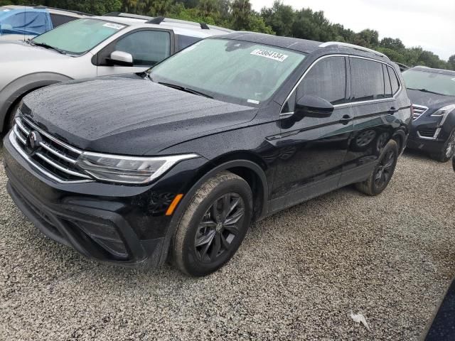 2023 Volkswagen Tiguan SE