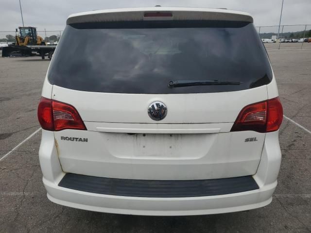 2012 Volkswagen Routan SEL