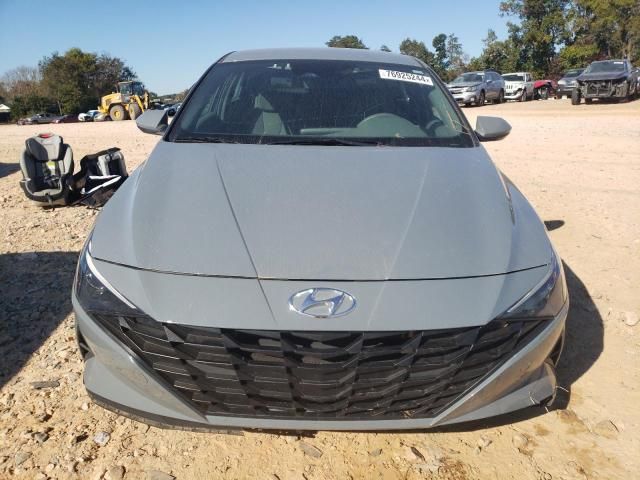 2023 Hyundai Elantra Blue