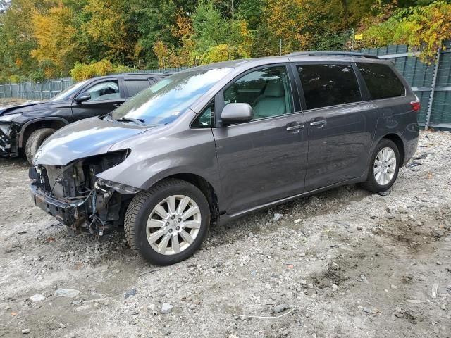 2015 Toyota Sienna XLE