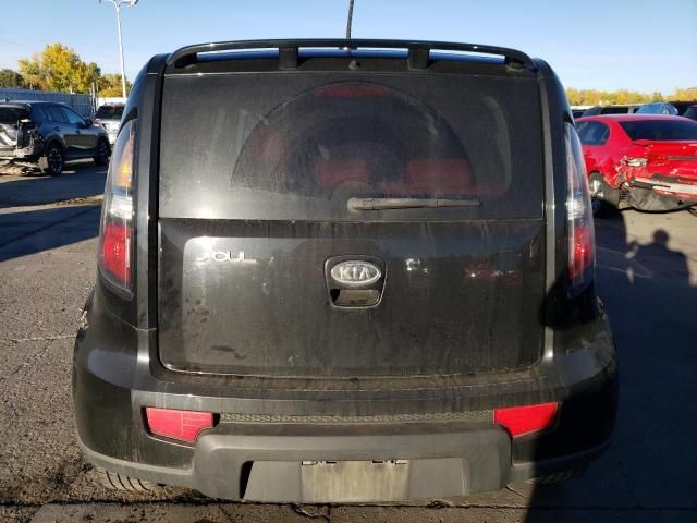 2010 KIA Soul +