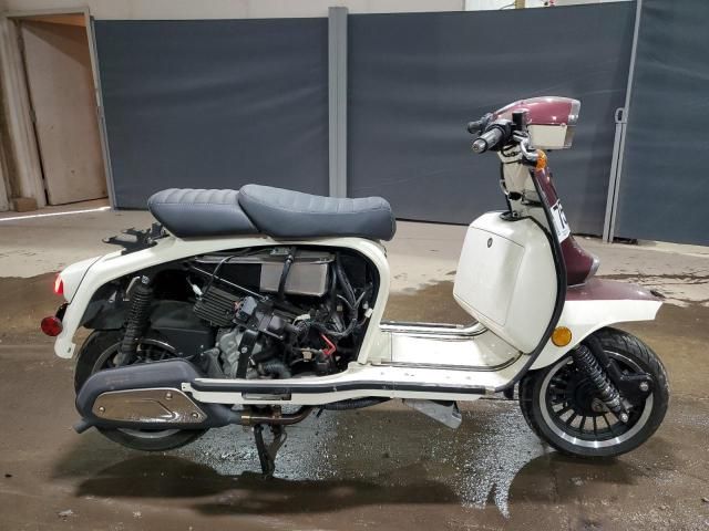 2023 Royal Tag Scooter