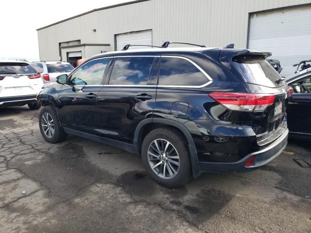 2019 Toyota Highlander SE